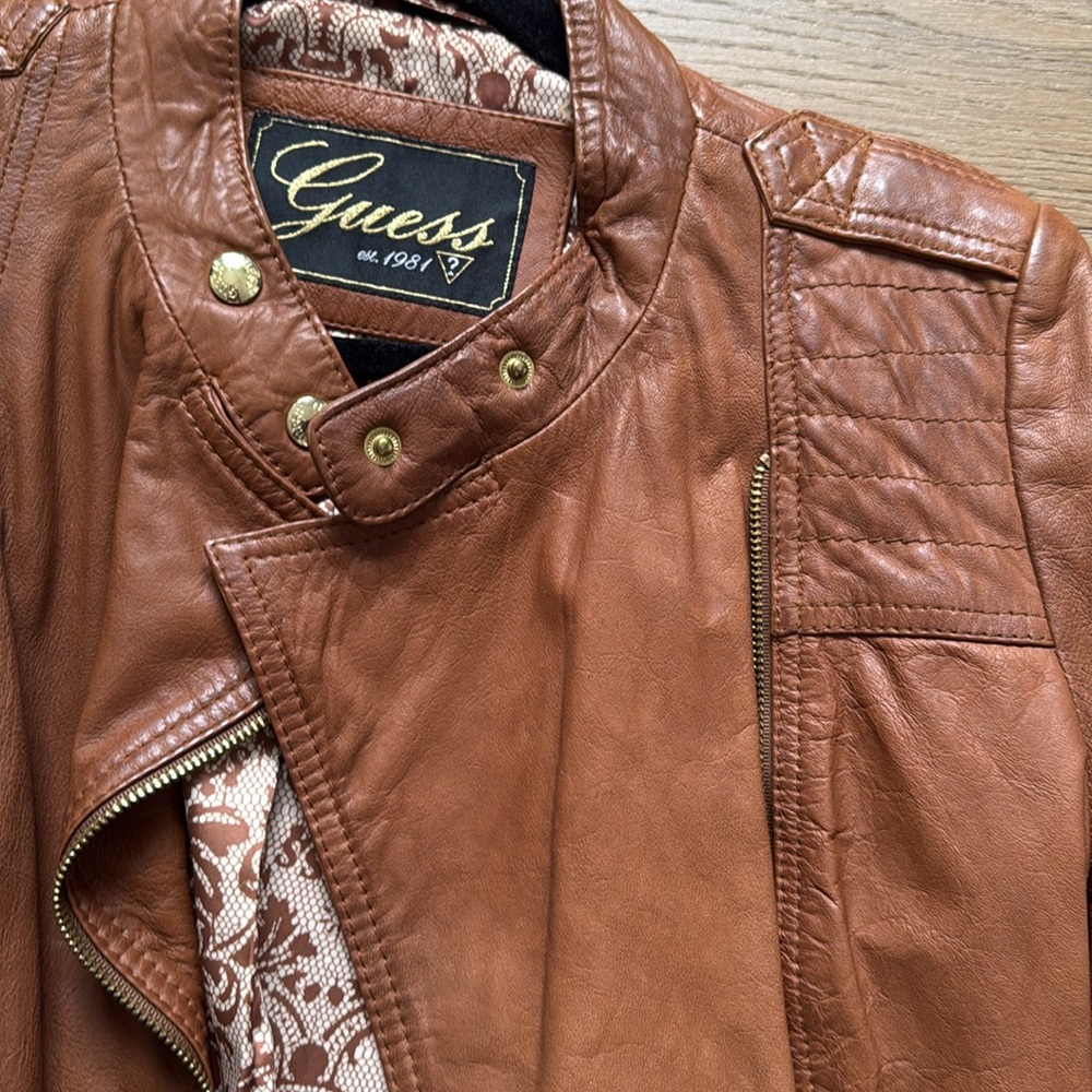 Guess Jacket - Picture 2 of 4